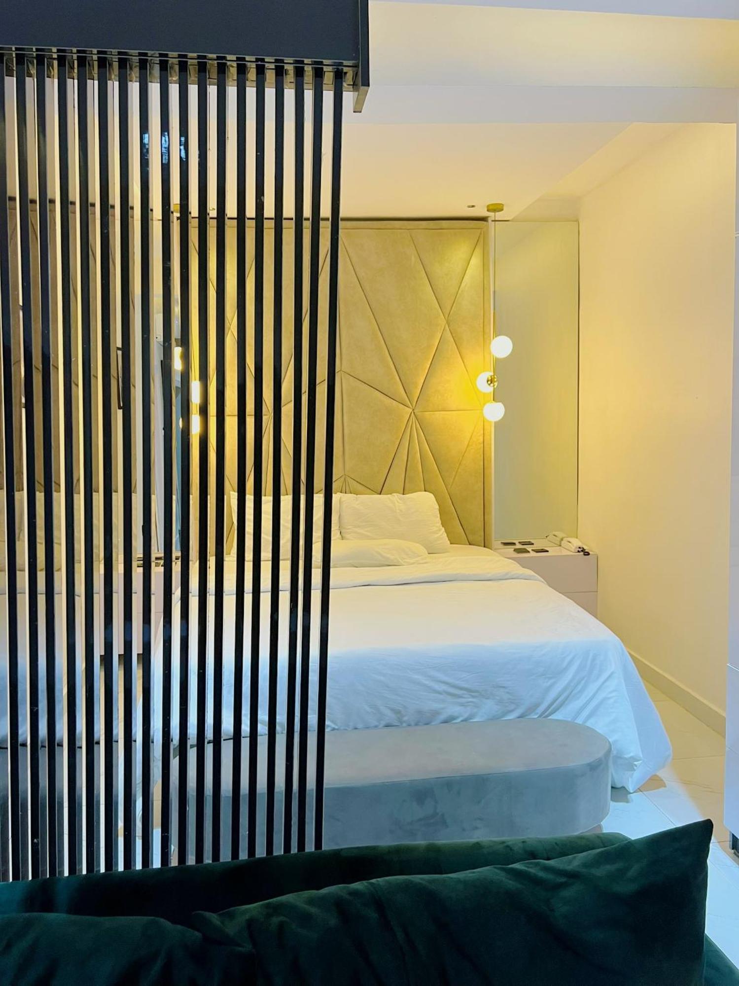 Austra Hotels And Apartments Maitama Abuja Ngoại thất bức ảnh