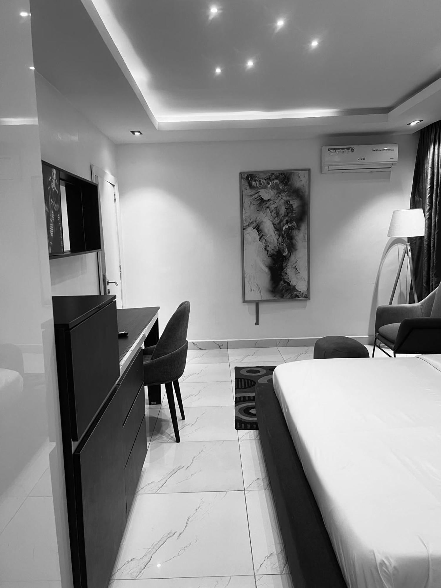 Austra Hotels And Apartments Maitama Abuja Ngoại thất bức ảnh