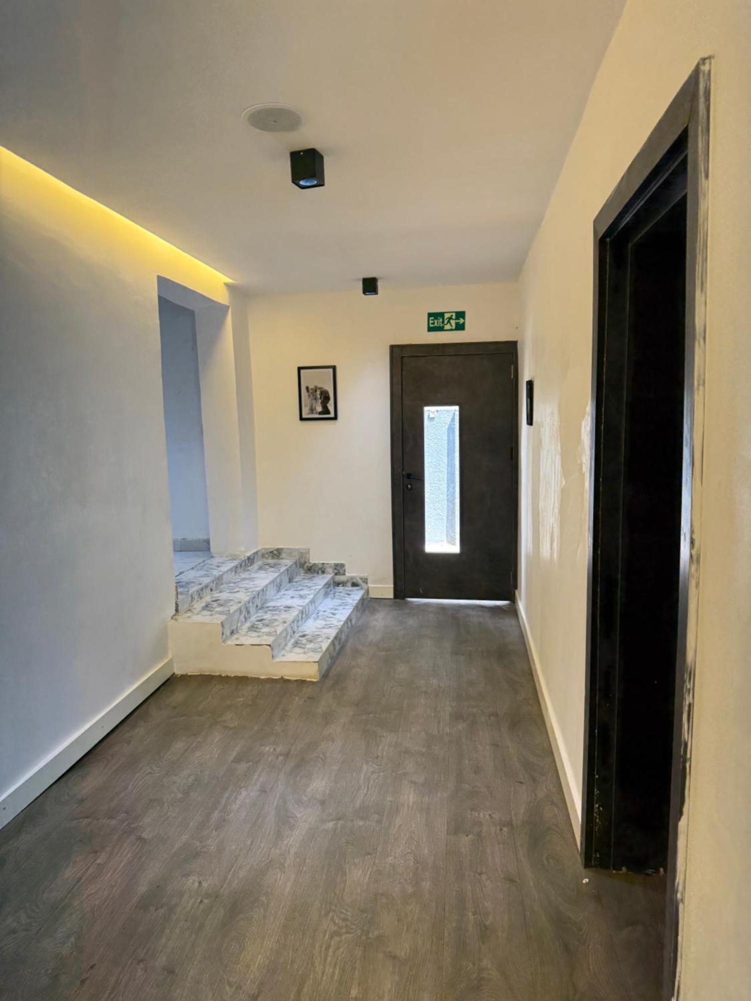 Austra Hotels And Apartments Maitama Abuja Ngoại thất bức ảnh