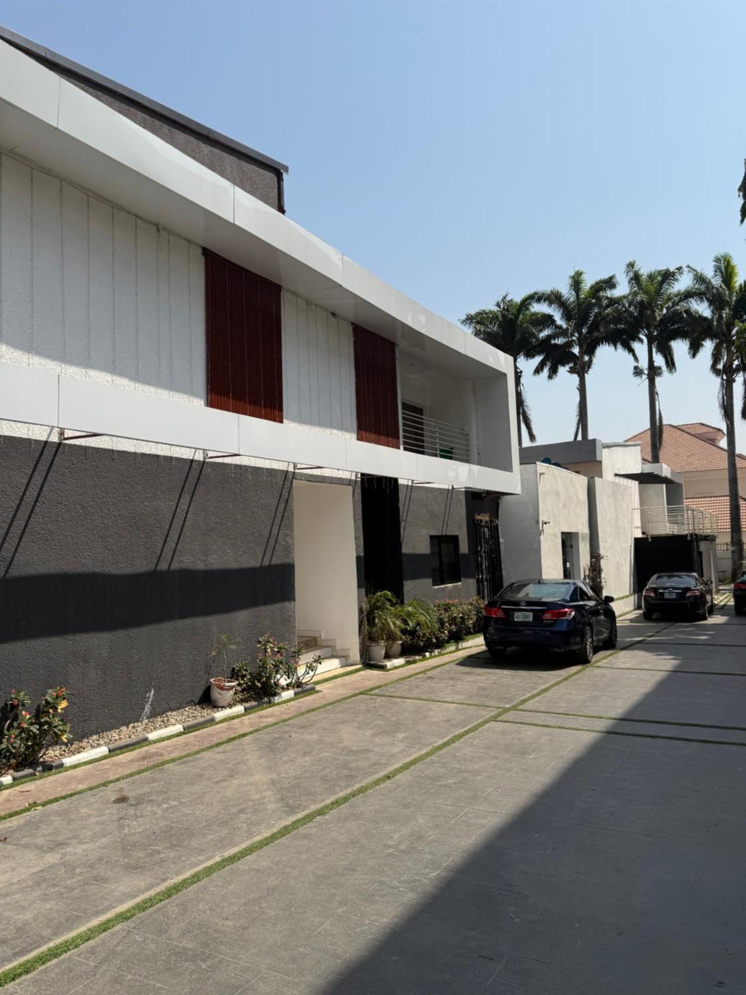 Austra Hotels And Apartments Maitama Abuja Ngoại thất bức ảnh